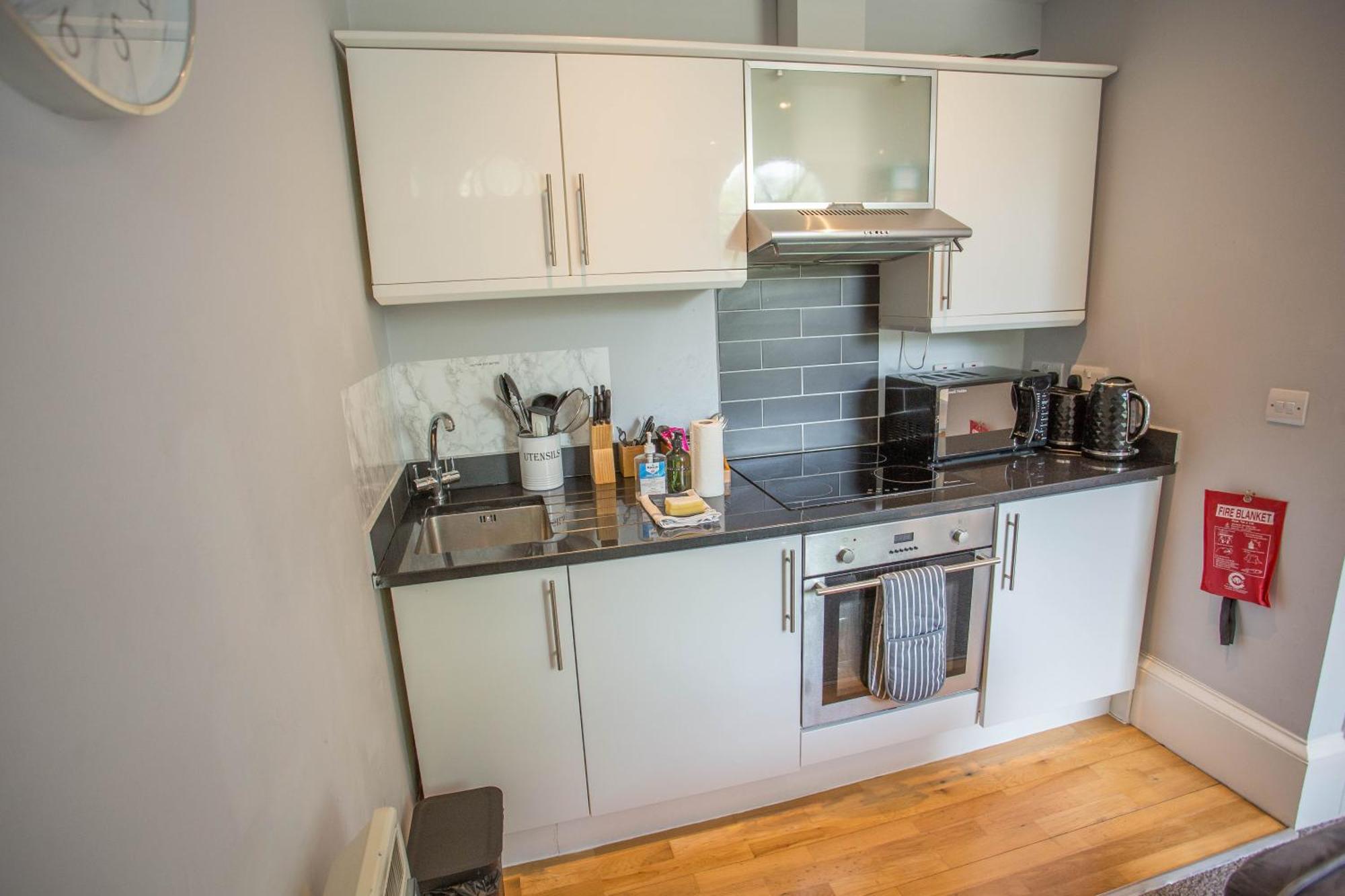 Cosy, Flat For Up To 4 With Park View