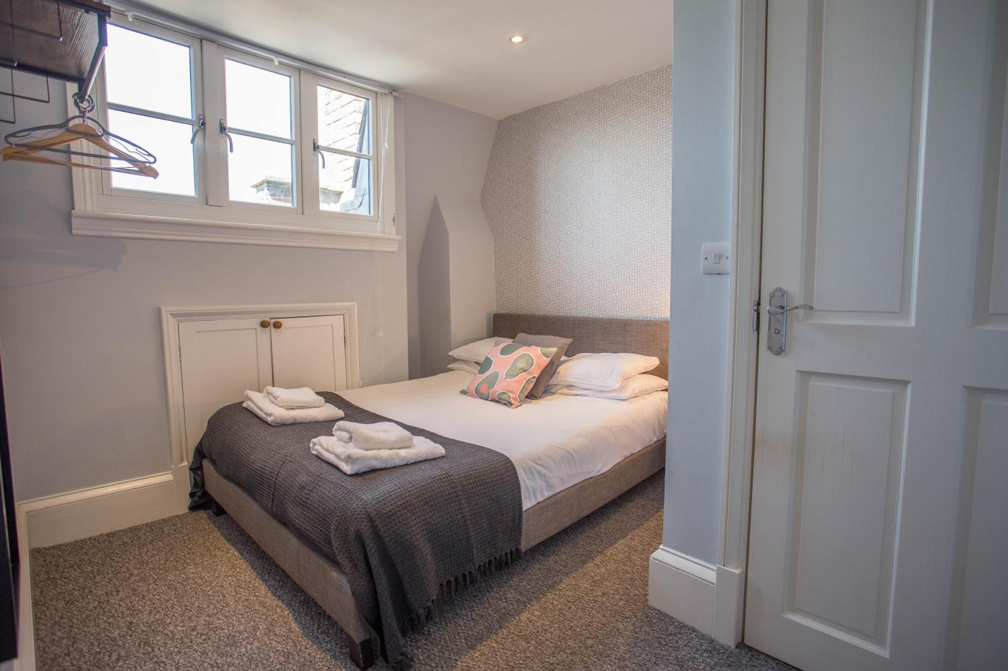 Cosy, Flat For Up To 4 With Park View Oxford